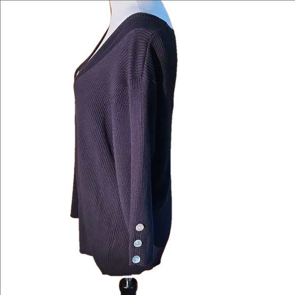 db Dressbarn Woman Black Pullover Sweater Top Long Sleeves Women size 2X - Picture 4 of 10